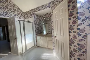 13606 Midfield Glen Ct, Houston, TX 77059 - Photo 19
