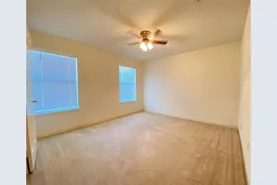 13606 Midfield Glen Court, Houston, TX 77059 - Photo 25