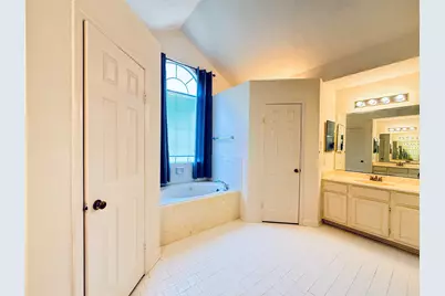 13606 Midfield Glen Court, Houston, TX 77059 - Photo 19