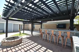 2711 Williamsburg Dr, Dickinson, TX 77539 - Photo 33