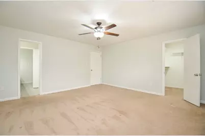 2711 Williamsburg Drive, Dickinson, TX 77539 - Photo 17
