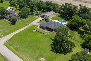 318 Sunrise Blvd, Angleton, TX 77515 - Photo 39