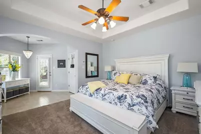 318 Sunrise Blvd, Angleton, TX 77515 - Photo 13