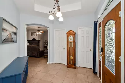 318 Sunrise Blvd, Angleton, TX 77515 - Photo 3