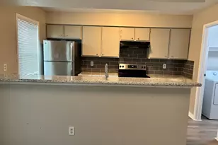 3901 Woodchase Dr, Houston, TX 77042 - Photo 11