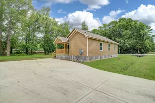 517 E Linney St, Dayton, TX 77535 - Photo 39