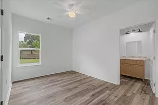 517 E Linney St, Dayton, TX 77535 - Photo 11