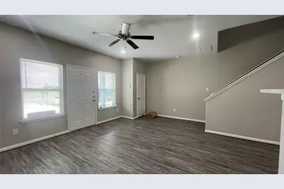 4510 Mayflower Street #B, Houston, TX 77051 - Photo 5