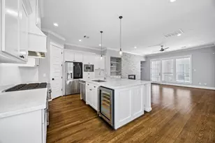 415 W 16th St, Houston, TX 77008 - Photo 3