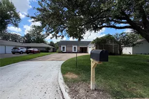 14407 Locke Ln, Houston, TX 77077 - Photo 1