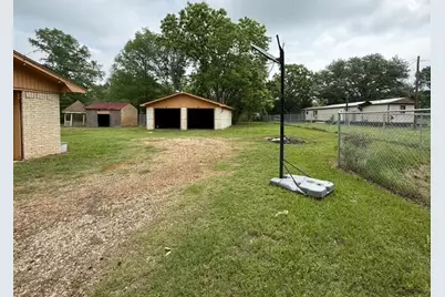 204 N US Highway 287, Elkhart, TX 75839 - Photo 33