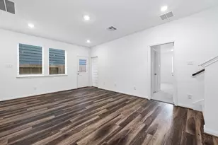 14963 Eagle Feather Dr, Houston, TX 77090 - Photo 21