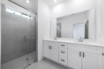 14963 Eagle Feather Drive, Houston, TX 77090 - Photo 15