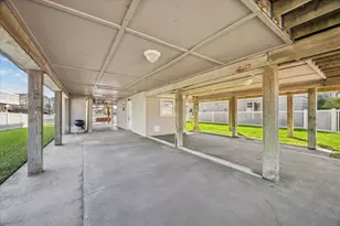 16537 Tortuga Way, Jamaica Beach, TX 77554 - Photo 27