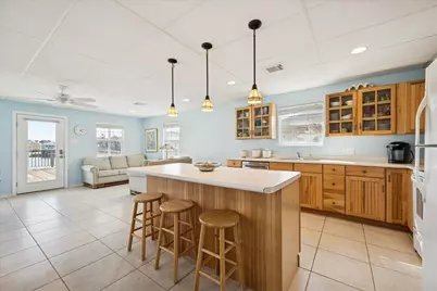 16537 Tortuga Way, Jamaica Beach, TX 77554 - Photo 11