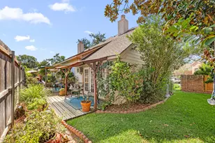 1513 Beaconshire Rd, Houston, TX 77077 - Photo 25