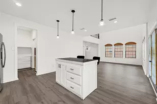 424 S Holmes St, La Porte, TX 77571 - Photo 7