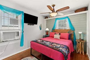 1821 25th St St, Galveston, TX 77550 - Photo 45