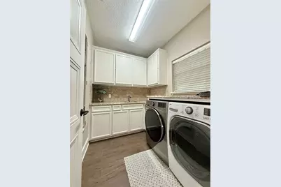 945 S Main Street, Vidor, TX 77662 - Photo 17
