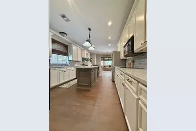 945 S Main Street, Vidor, TX 77662 - Photo 11