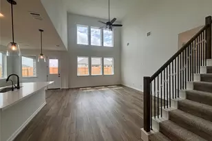7819 Jade Crst Dr, Angleton, TX 77515 - Photo 3