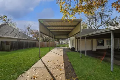 214 E 1st Street, Deer Park, TX 77536 - Photo 25