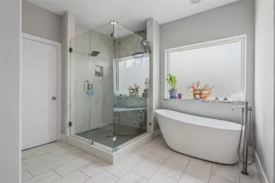 704 Vincent Street, Houston, TX 77009 - Photo 9