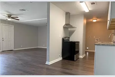 5427 Willow Glen Drive, Houston, TX 77033 - Photo 1