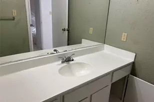 3900 Woodchase Dr, Houston, TX 77042 - Photo 21