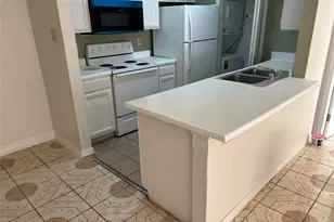 3900 Woodchase Dr, Houston, TX 77042 - Photo 13