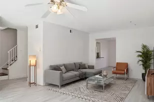 5817 Valley Forge Dr, Houston, TX 77057 - Photo 3