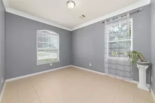 12054 Fairquarter Ln, Pinehurst, TX 77362 - Photo 5