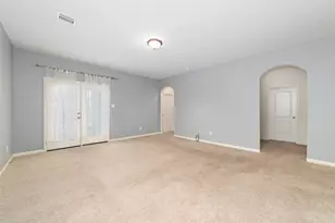12054 Fairquarter Ln, Pinehurst, TX 77362 - Photo 11