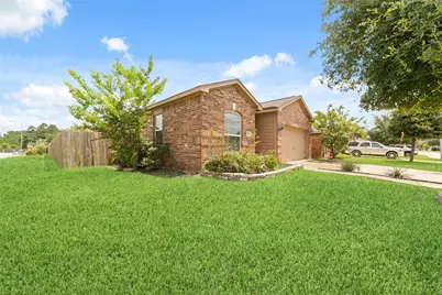 12054 Fairquarter Lane, Pinehurst, TX 77362 - Photo 3
