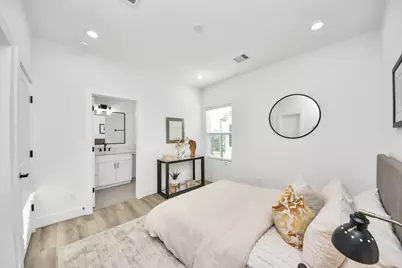 7725 Hammerly Boulevard, Houston, TX 77055 - Photo 39