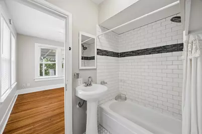 1632 Hawthorne Street #4, Houston, TX 77006 - Photo 9