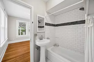 1632 Hawthorne St, Houston, TX 77006 - Photo 9
