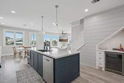 16700 Montego Way, Jamaica Beach, TX 77554 - Photo 15