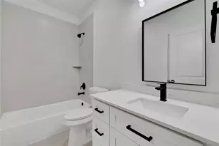 2613 Delafield St, Houston, TX 77023 - Photo 13