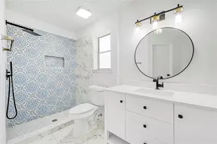 8302 Country Wind Ln, Houston, TX 77040 - Photo 13