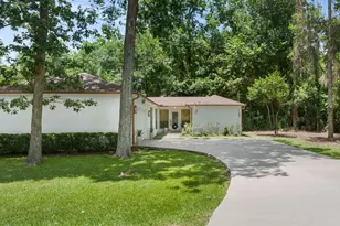 167 N Thunderbird Dr, Conroe, TX 77304 - Photo 3