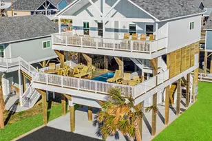 1038 Victoria Ln, Gilchrist, TX 77617 - Photo 1