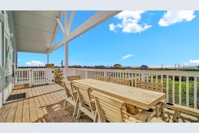 1038 Victoria Lane, Gilchrist, TX 77617 - Photo 7