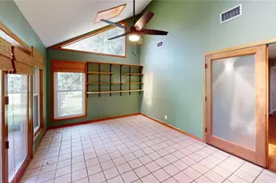 5610 County Rd 823, West Columbia, TX 77486 - Photo 9