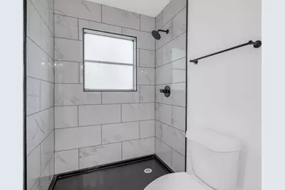 290 E Smith Street, Sour Lake, TX 77659 - Photo 25