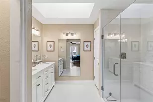 523 Paradise Dr, Galveston, TX 77554 - Photo 13