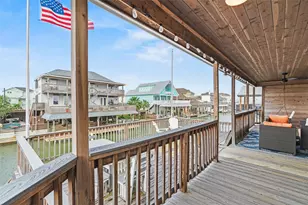 523 Paradise Dr, Galveston, TX 77554 - Photo 33