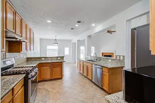 1402 Pine Knot Ct, Pearland, TX 77581 - Photo 9