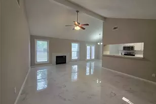 3127 E Heatherock Cir, Sugar Land, TX 77479 - Photo 3