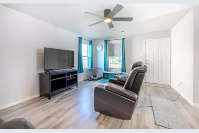 3401 3rd Street, Bay City, TX 77414 - Photo 9